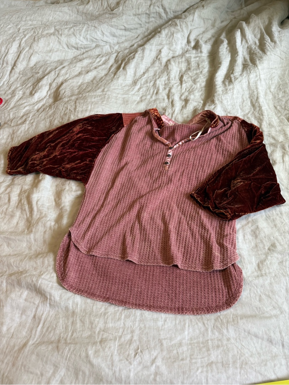 gimmicks by BKE Dusty Rose Waffle Knit Top with Pink Trim